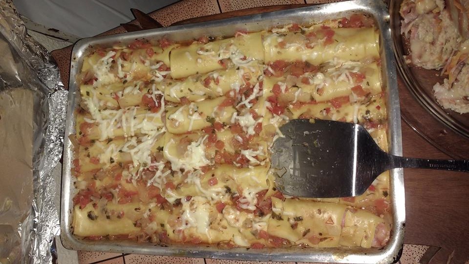 CANELONE DE PRESUNTO E QUEIJO